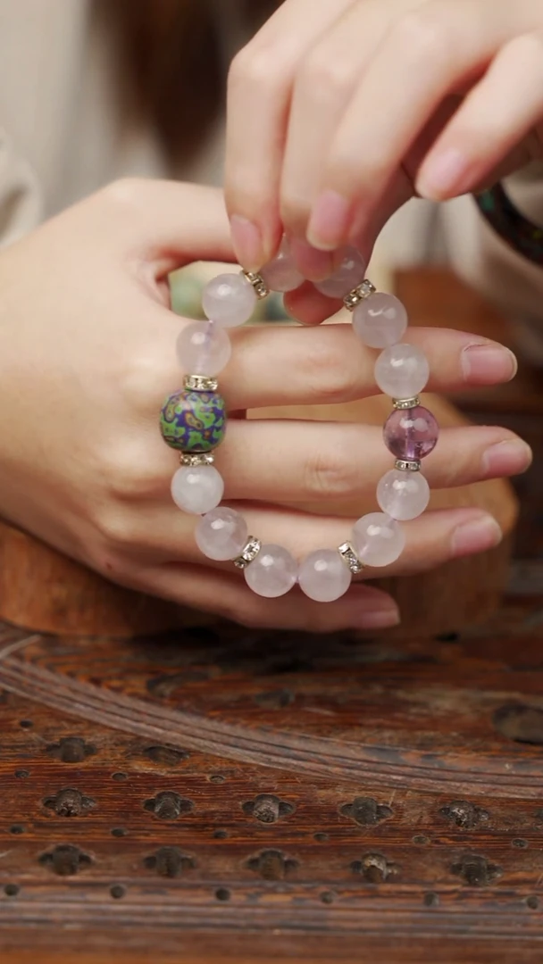 漆珠水晶手串 1.4