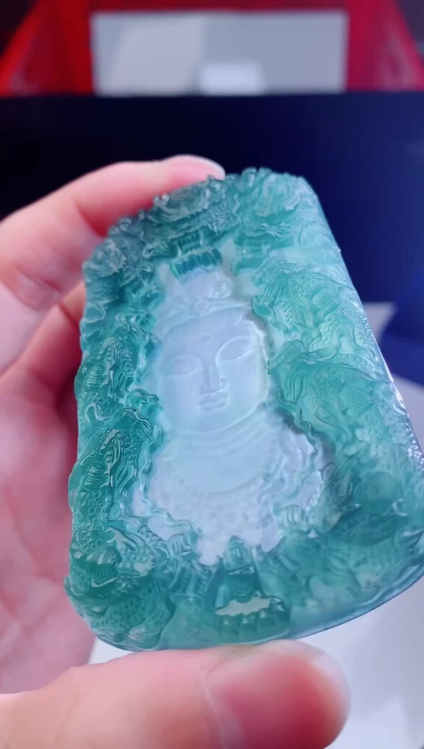 颈饰未镶嵌翡翠   ·
