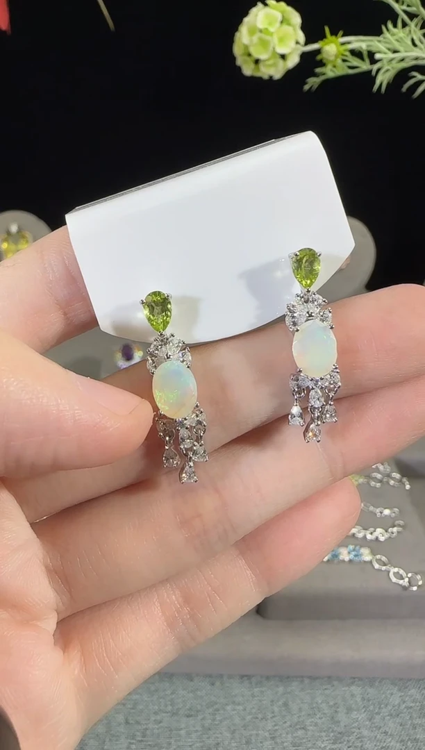 欧泊银S925镶嵌珠宝奇石9*7mm耳坠