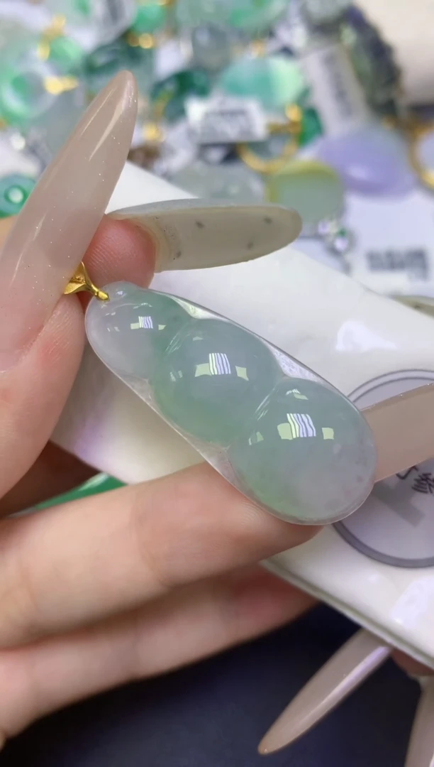 颈饰18K金镶嵌翡翠天然缅甸翡翠A货百元以上9元证书费自理