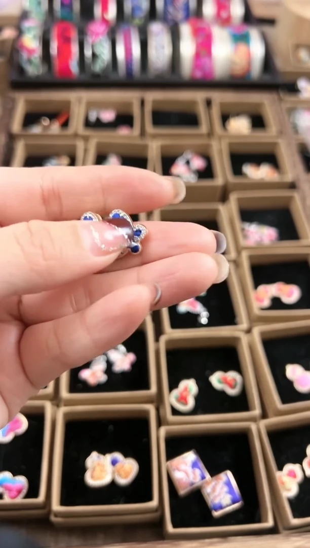 【闪购商品】织绣民族风老绣饰品388