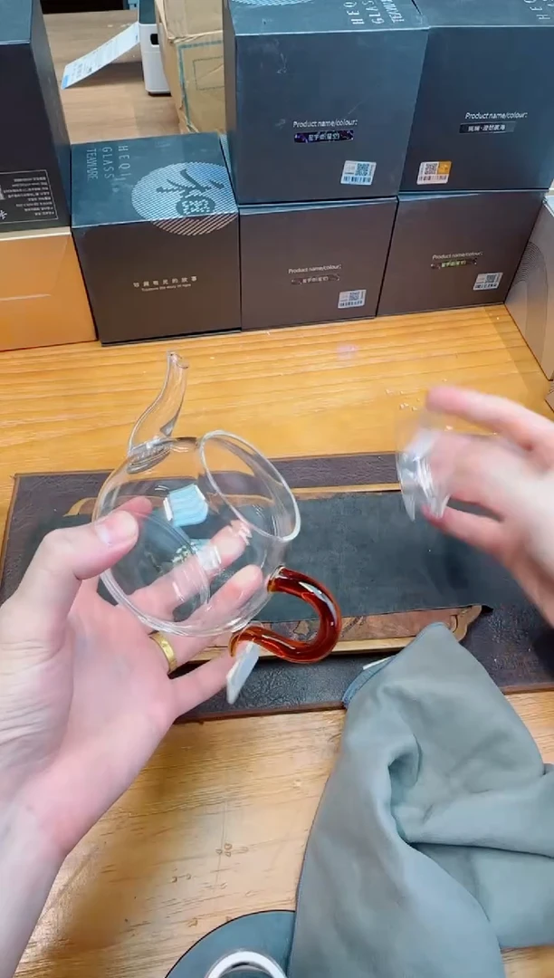 风谜金标百纳壶琥珀