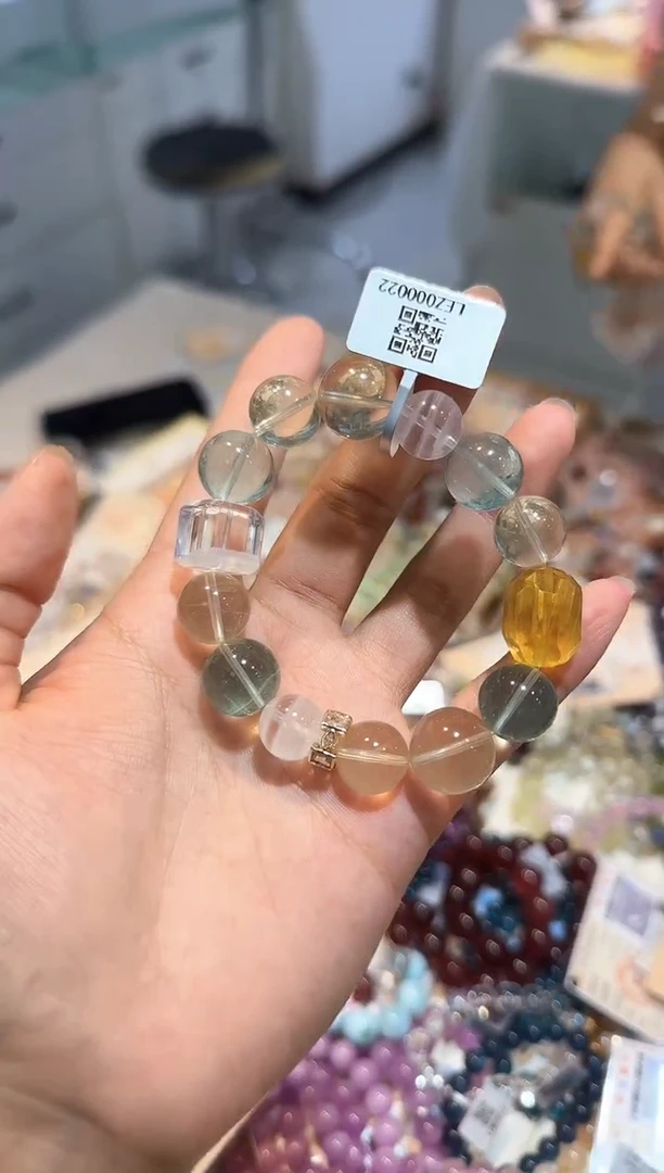 水晶手串未镶嵌手串