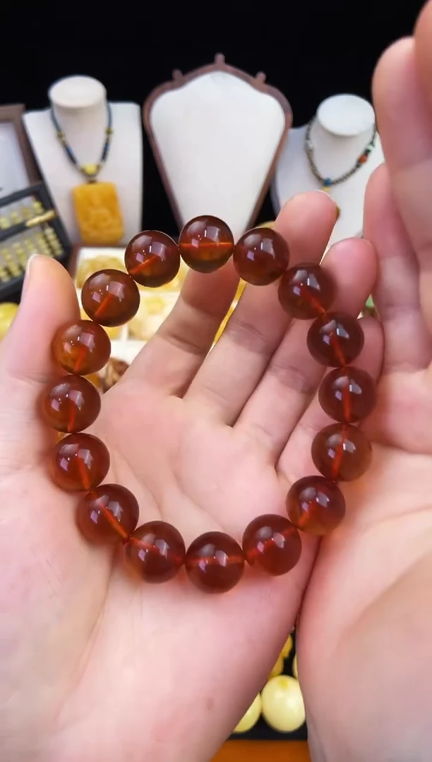 琥珀未镶嵌珠宝奇石柒月