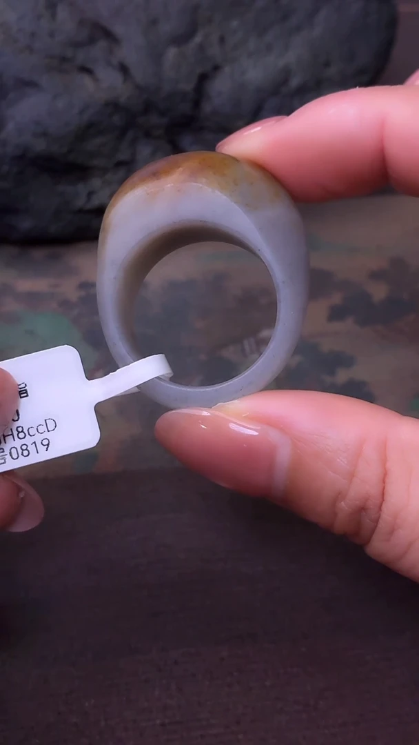 吊坠(不含链)未镶嵌和田玉和田玉吊坠