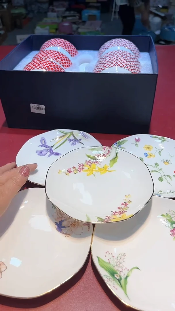 【闪购商品】瓷片锅碗瓢盆一件不剩