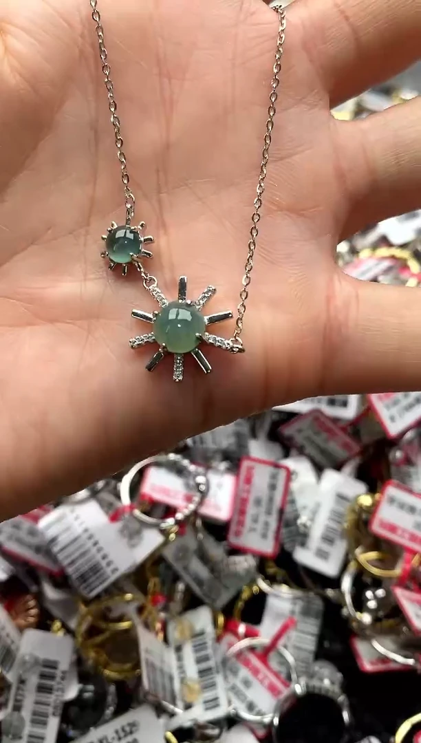 【闪购商品】翡翠戒指银S925镶嵌22222222     0