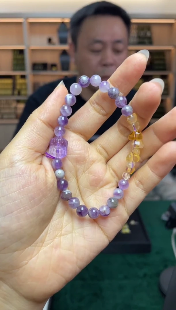 ·未镶嵌水晶多样性发一件