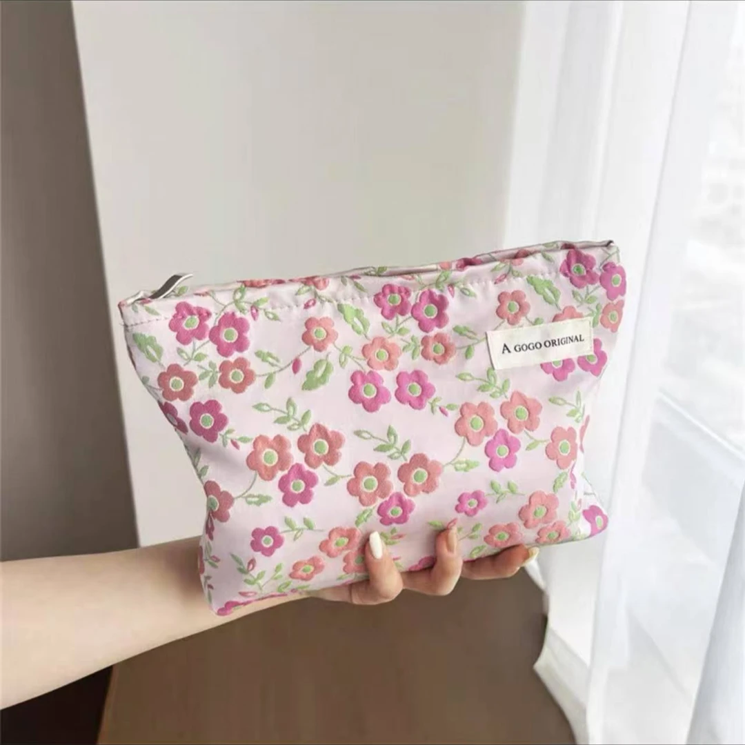 Z782 ins小梅花化妆包黑色花朵便携大大号浮雕小花.粉绿