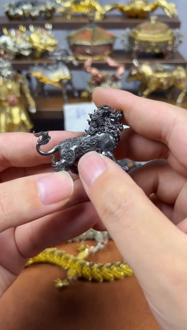 狮子黄铜摆件实心小号复古