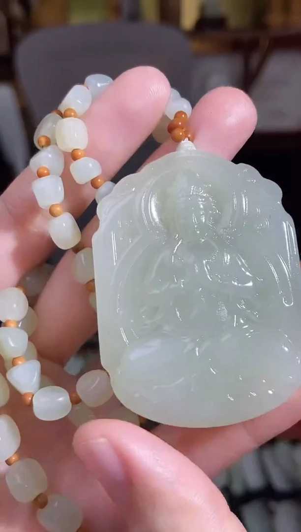 颈饰未镶嵌和田玉1