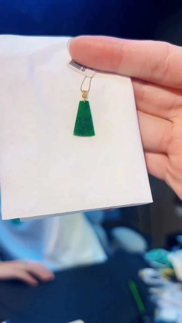 翡翠18K金镶嵌颈饰缅料A货/支持复检/一件