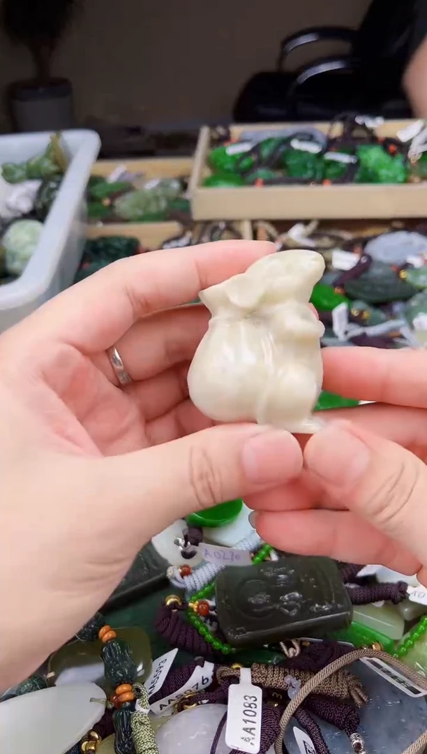 玉未镶嵌一拍一发一
