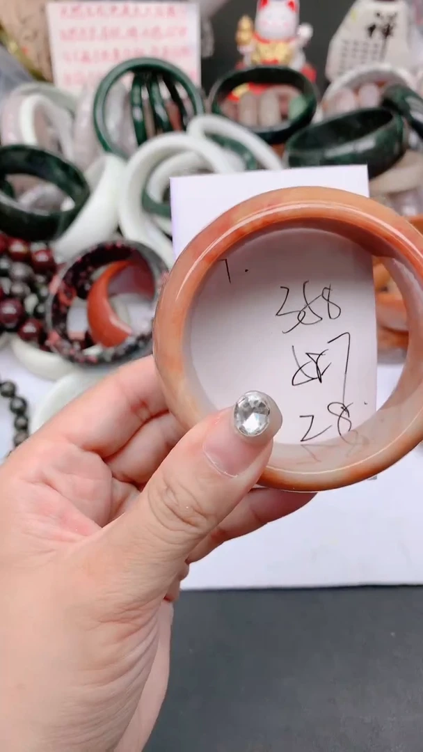 未镶嵌手镯石英质玉358