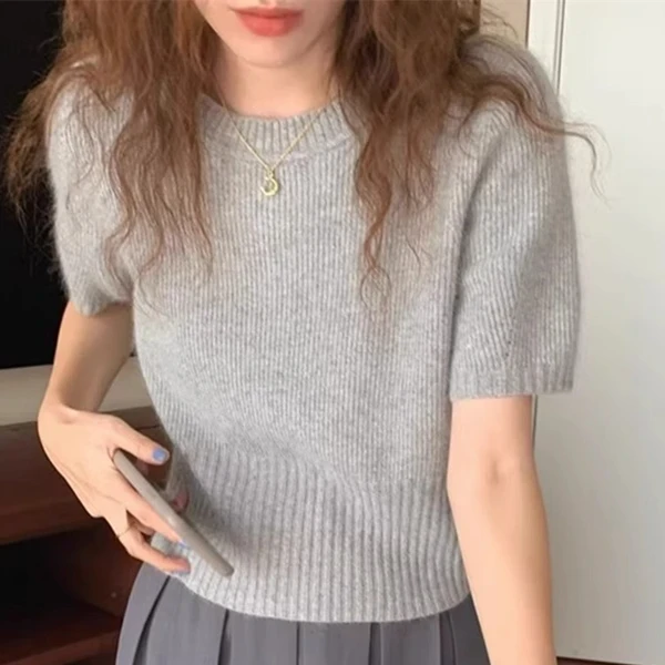 灰色收腰圆领短袖针织衫春女装高级感气质内搭毛衣半袖短款H2-93