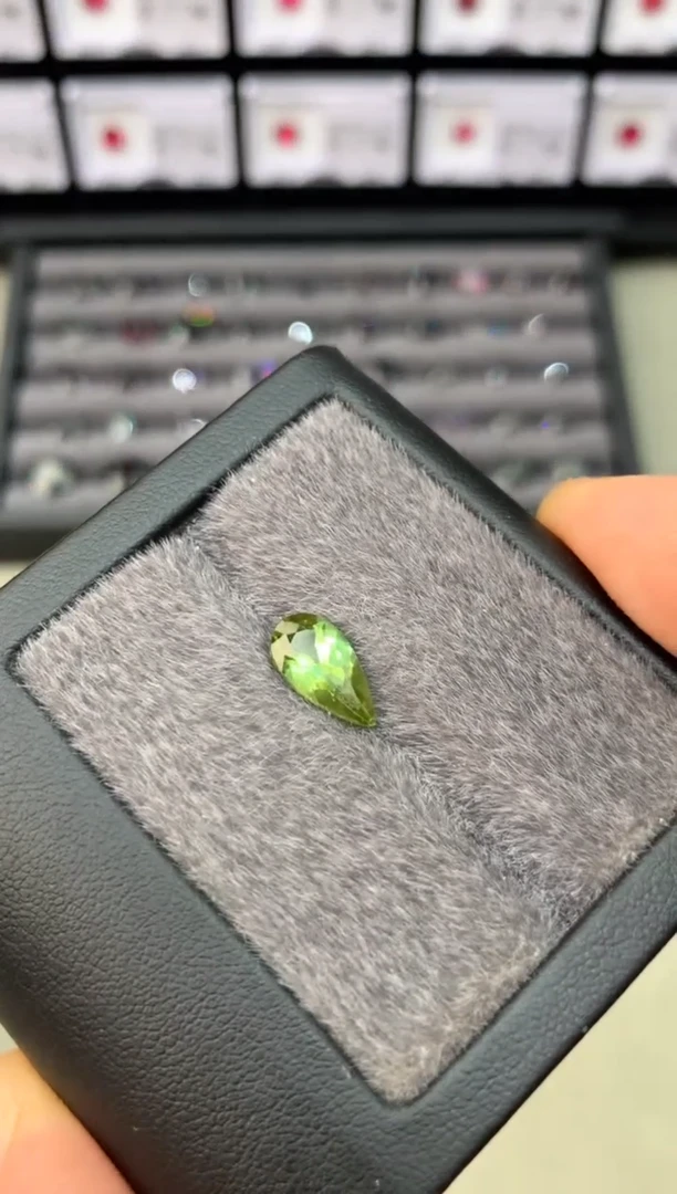定制橄榄石裸石未镶嵌1.85ct 缅甸橄榄石