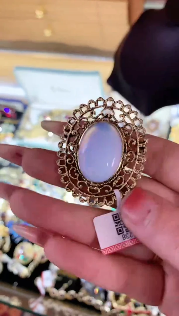 【闪购商品】瓷片楚楚中古珠宝甄选不退换