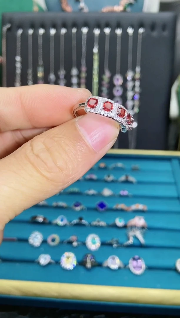 【闪购商品】石榴石戒指银S925镶嵌1121