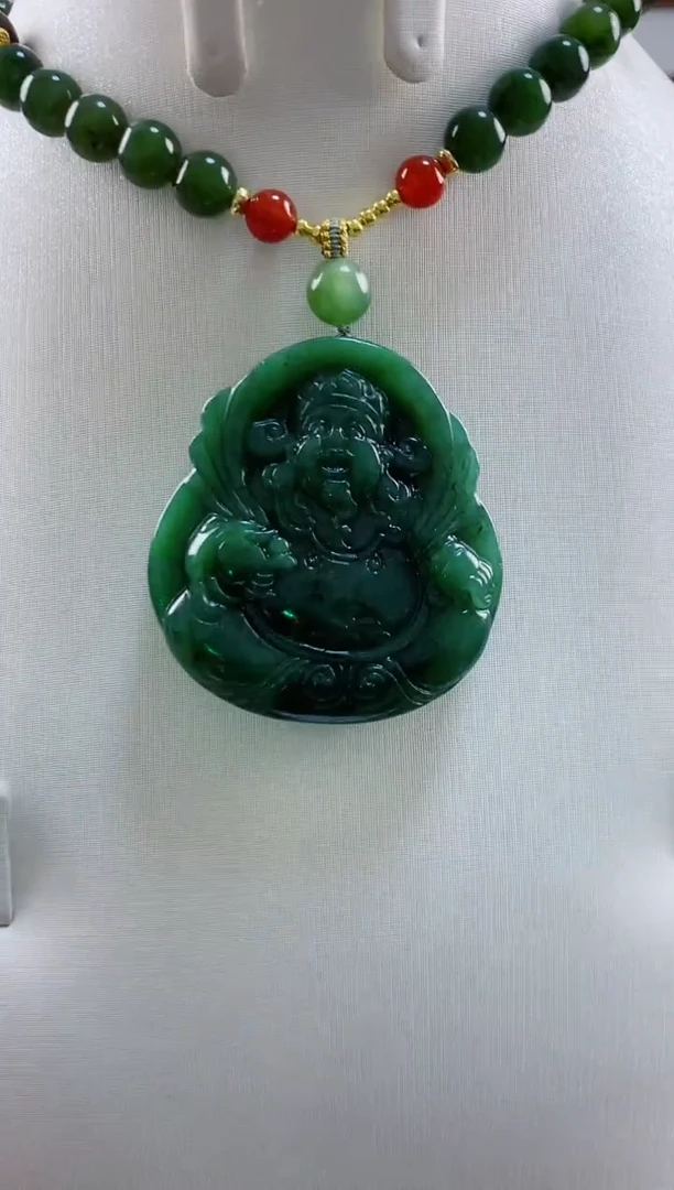 颈饰未镶嵌和田玉1