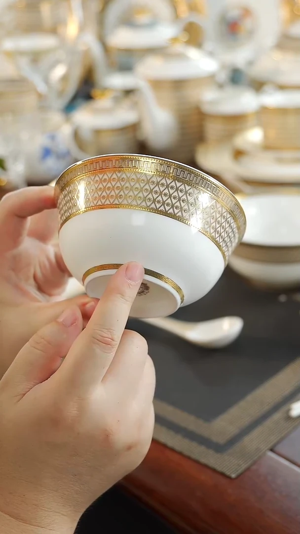 瓷片4.5英寸饭碗