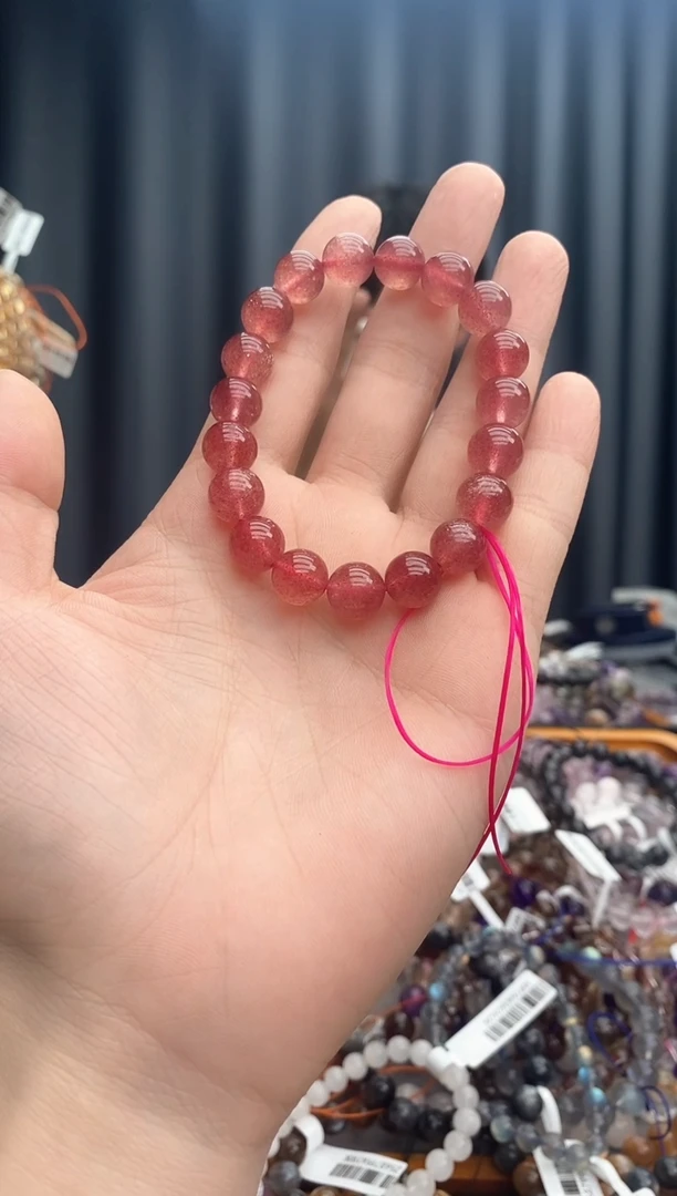 【闪购商品】石英质玉手链未镶嵌草莓晶