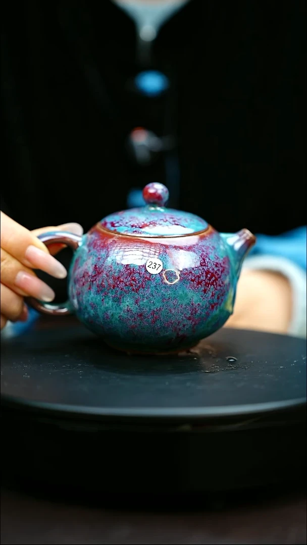 237#原矿钧瓷炉钧釉西施壶