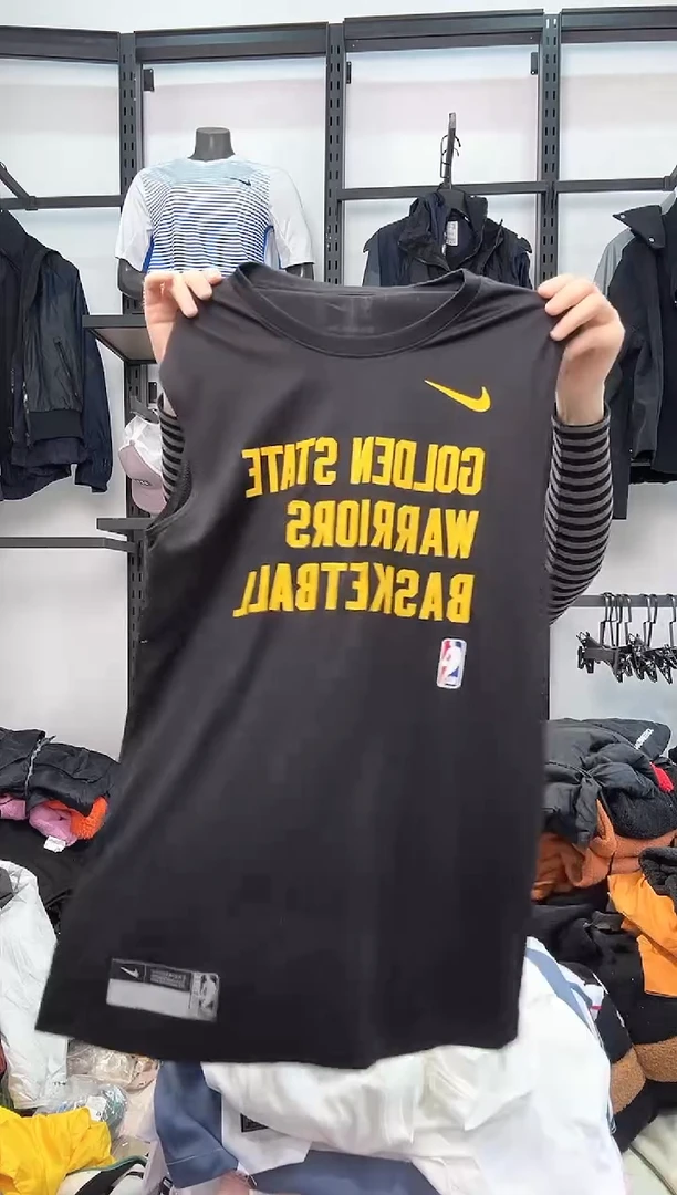 2238编码  瑕疵直播间过款为准 尺码S