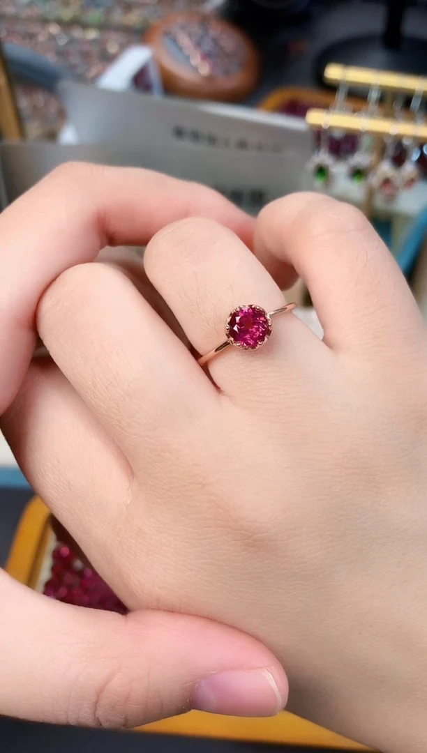 【闪购商品】石榴石戒指银S925镶嵌天然镁铝