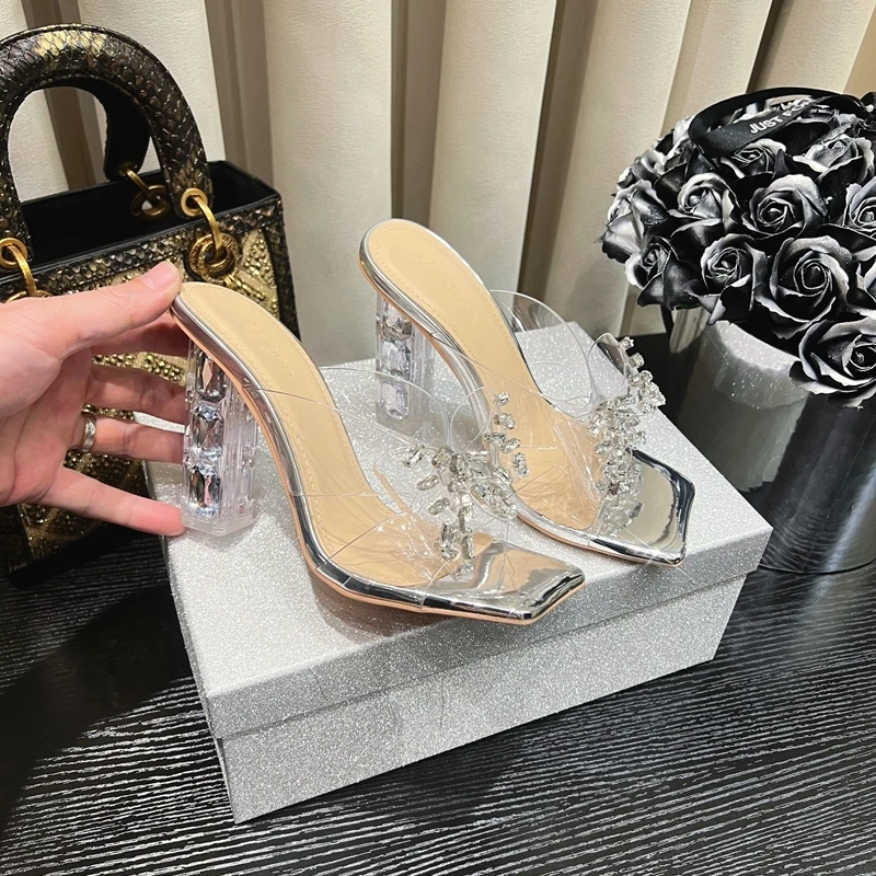 【沁语推荐】2025夏季仙女风水钻蝴蝶结凉鞋透明高跟鞋女粗跟凉拖鞋