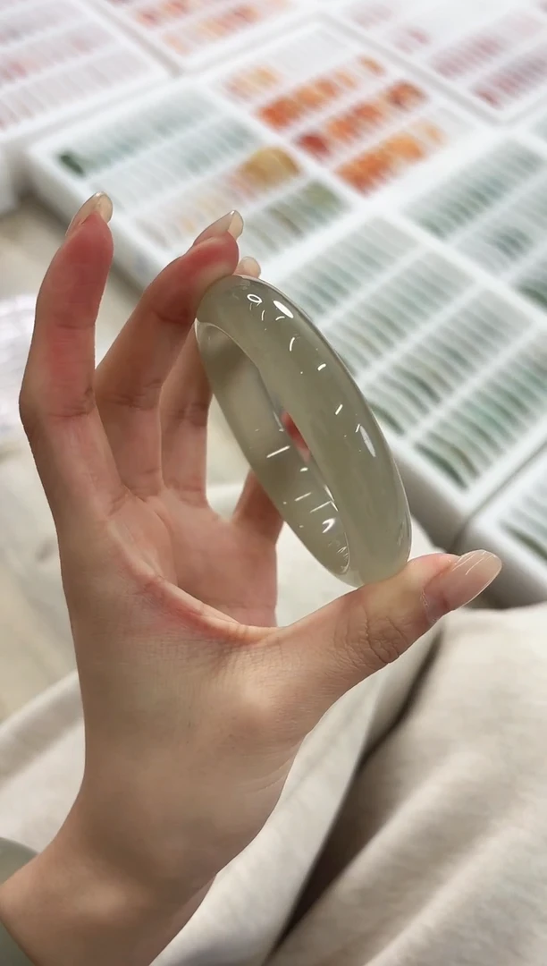 未镶嵌手镯石英质玉11-58D