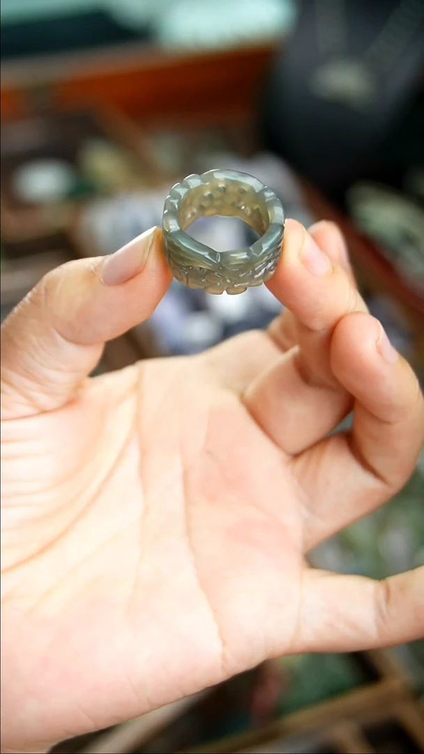 颈饰未镶嵌和田玉003指环   17.3