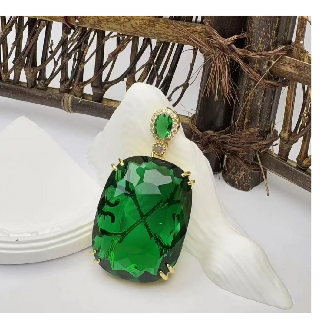 高定— 珍藏款 达克拉 轻奢华丽吊坠（D017）