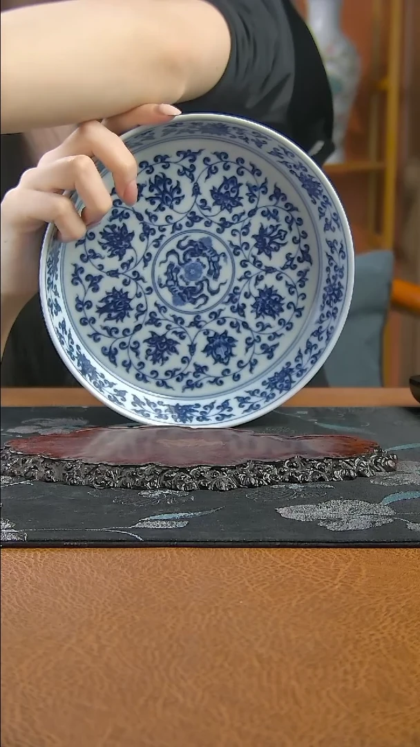景德镇陶瓷青花缠枝莲壶承
