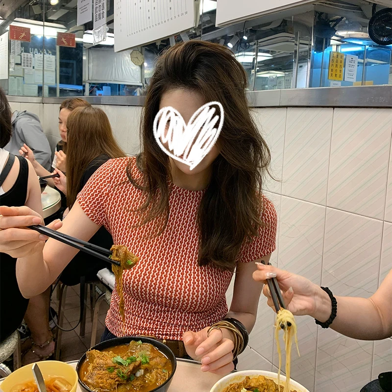 夏季小众百搭T恤女韩版辣妹显瘦修身气质复古短款短袖T恤9973