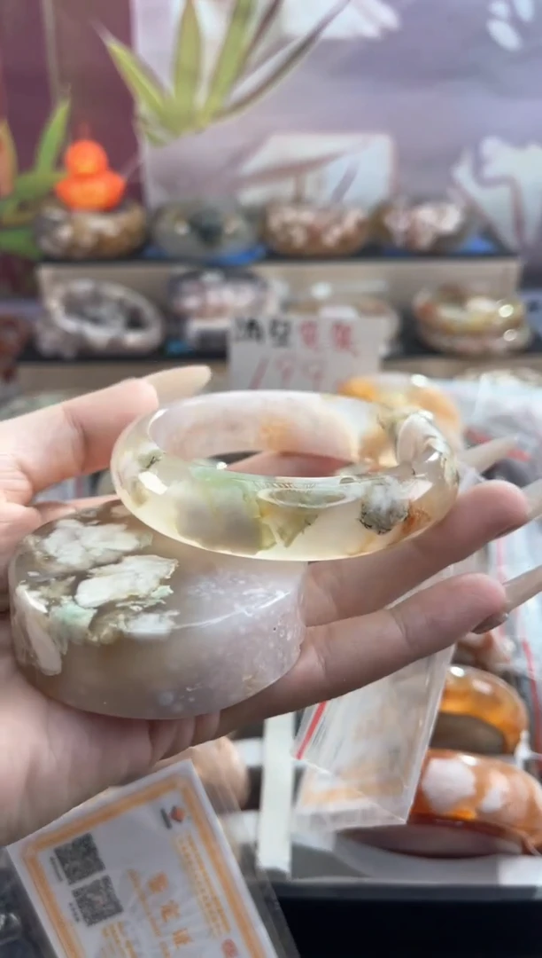 未镶嵌手镯石英质玉天然樱花玛瑙手镯60