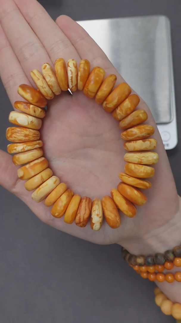 未镶嵌颈饰琥珀石膏花蜡单圈手串