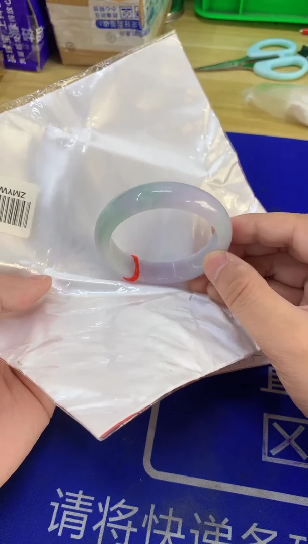翡翠手镯未镶嵌1天然A货缅甸翡翠默认有瑕