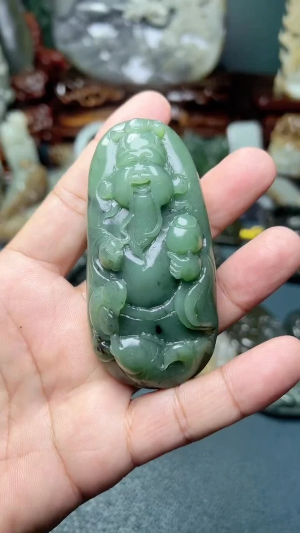 未镶嵌和田玉把件-