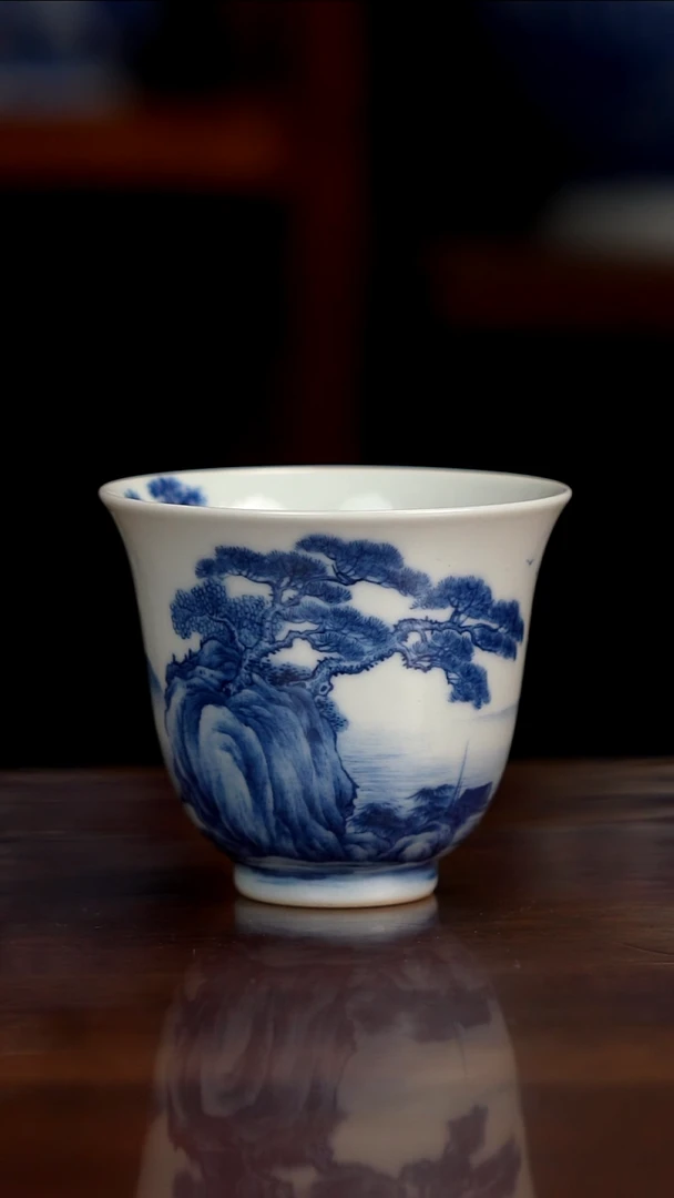 景琳藏青花北派山水秋江独钓
