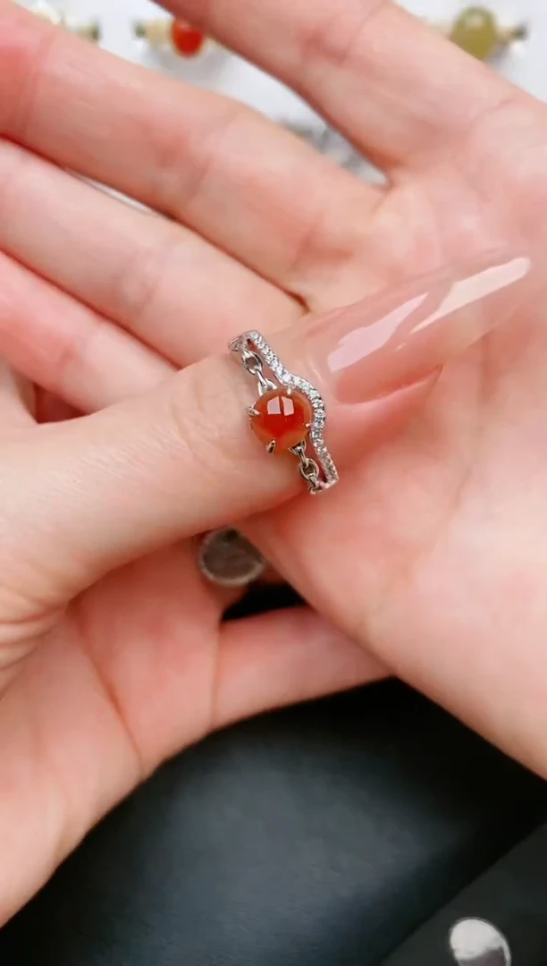 【闪购商品】翡翠戒指银S925镶嵌....