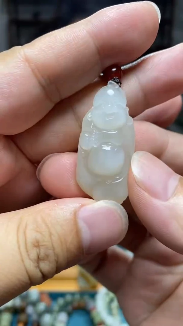 和田玉未镶嵌颈饰1