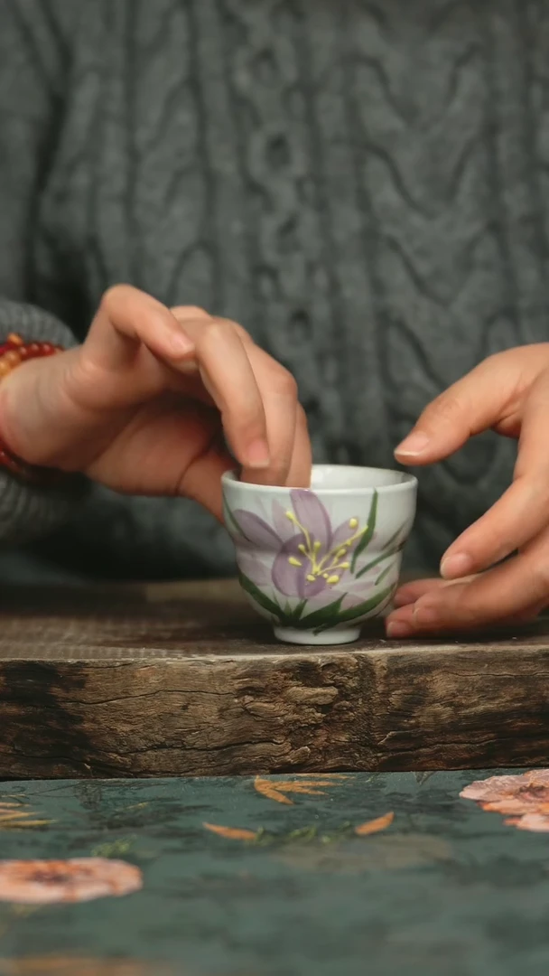 【闪购商品】瓷片釉下彩手工手绘同款陶器