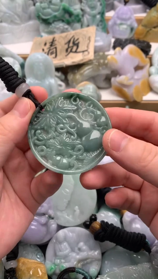 吊坠(不含链)未镶嵌翡翠1