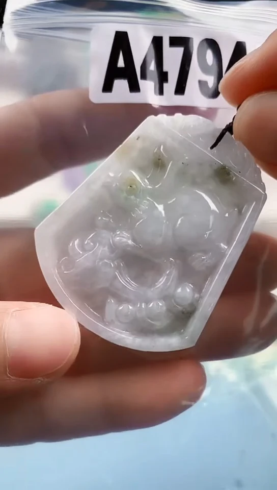 翡翠未镶嵌颈饰天然翡翠吊坠挂件