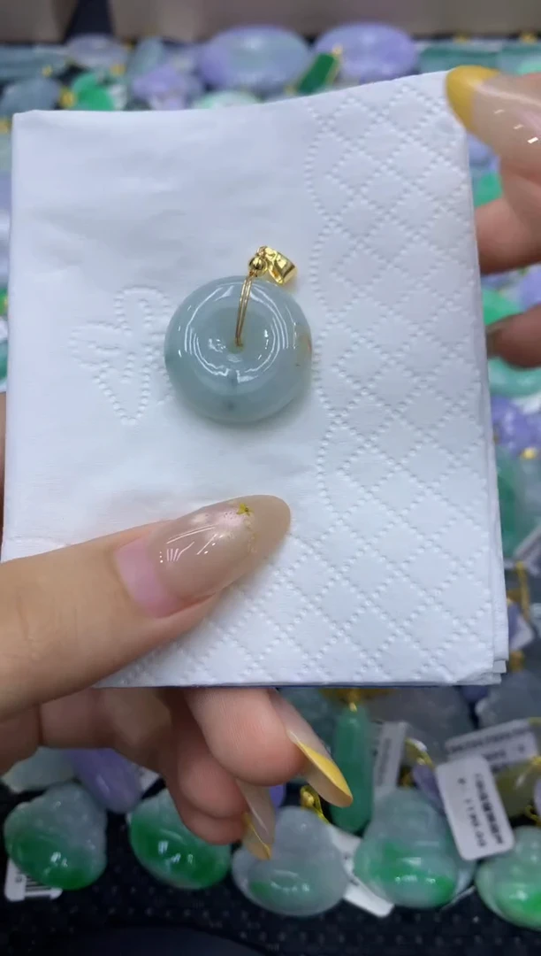 颈饰未镶嵌翡翠天然缅甸翡翠A货