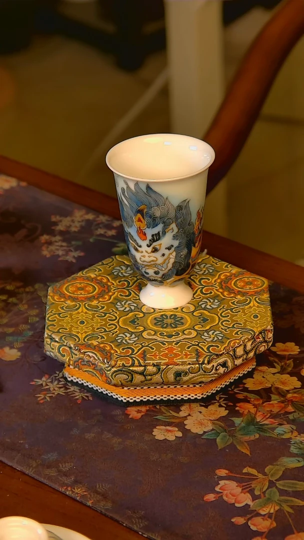 杯手工手绘杯杯很美丽