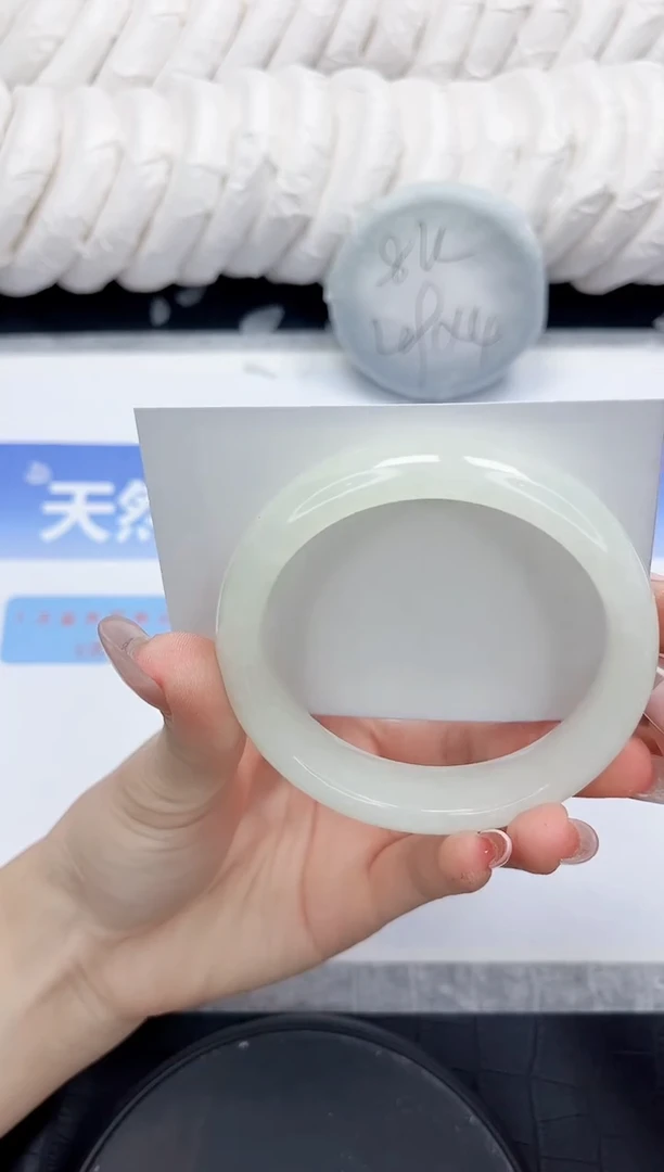 未镶嵌手镯和田玉153-60