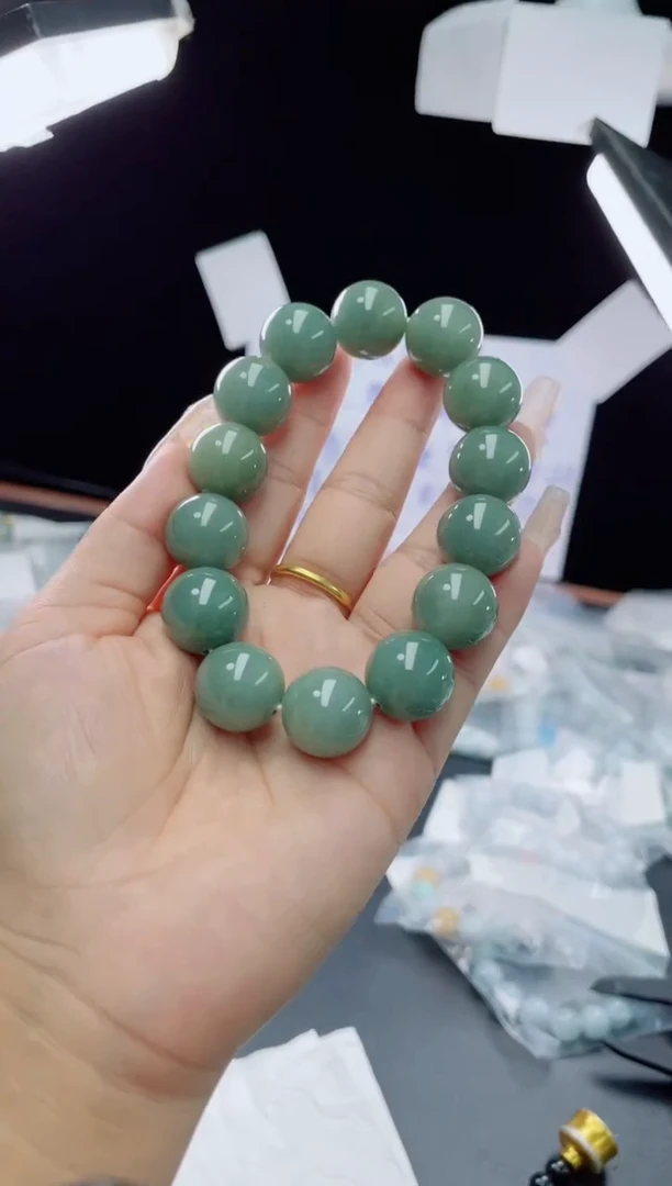 未镶嵌定制翡翠珠串16.0