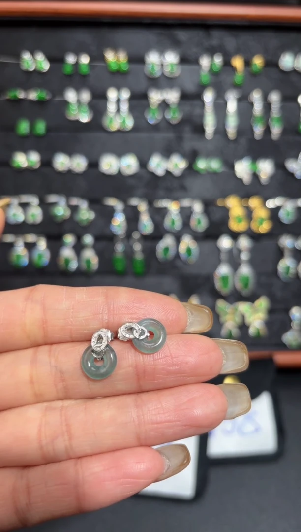 【闪购商品】翡翠颈饰银S925镶嵌甜甜圈/支持复检/一件