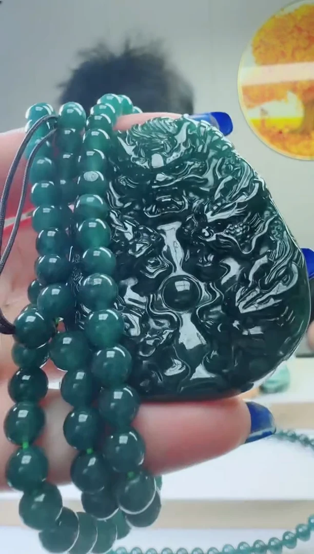 颈饰未镶嵌翡翠天然A货翡翠  多样性随机发其一